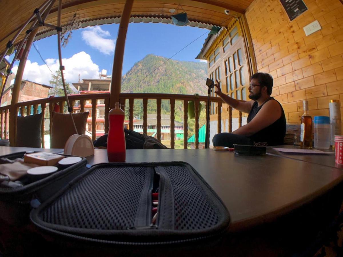 Kasol Wooden Cottage Exterior photo