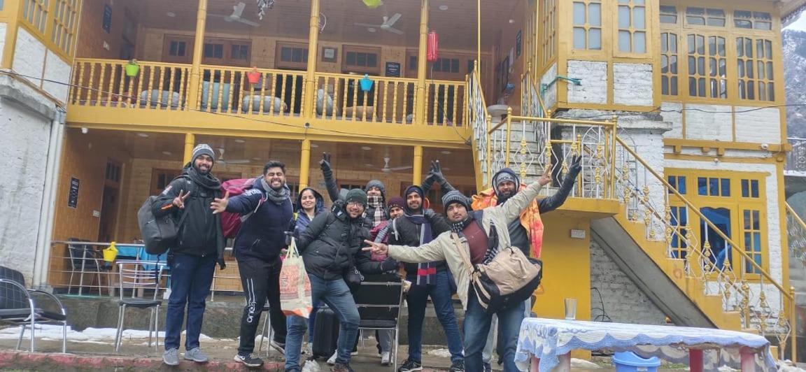 Kasol Wooden Cottage Exterior photo